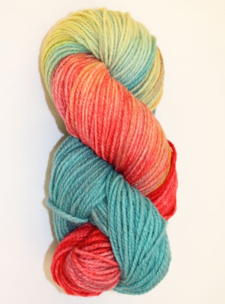 Hand-Dyed-Wool-Worsted-Fiesta-002