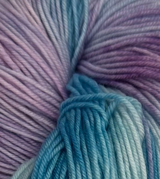 Hand-Dyed-fingering-Cotton-Candy-001